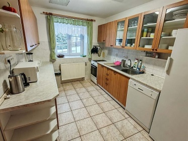 Chalupa s kryt�m baz�nem - ���rsk� Vrchy