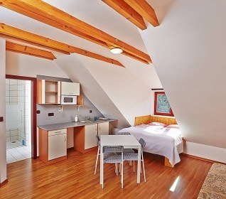 Chalupa Pustevny - Jurkovi�ova rozhledna - Beskydy