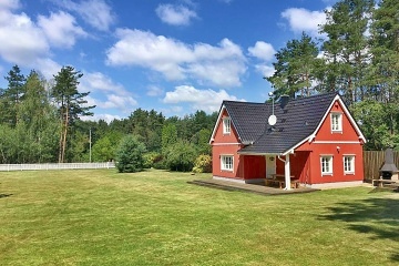 Chata a koupac� jez�rko - Lu�nice - T�ebo�sko