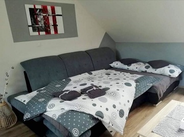 Chalupa s bazénem - Český ráj - Hrubá Skála