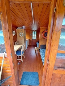 Glamping Hausbot na Vltav� - Hrad Zv�kov a Orl�k