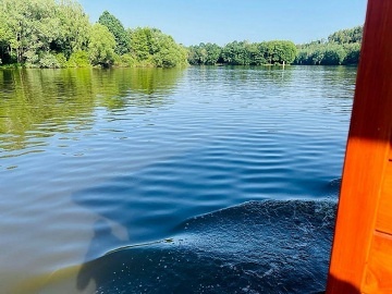 Glamping plavba na Vltavě - Hausbot Orlík