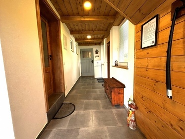 Chalupa s baznem - Such vrch - Doln Morava