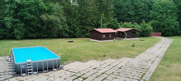Chaty s bazénem Jabkenice - Loučeň - Nymburk