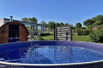 Glamping s wellness a baz�nem - Velk� T�nec