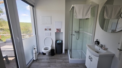 Glamping se saunou a baz�nem - Velk� T�nec