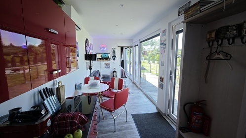 Glamping s wellness a baz�nem - Velk� T�nec