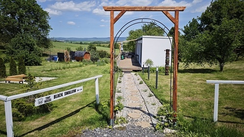 Glamping se saunou a baz�nem - Velk� T�nec