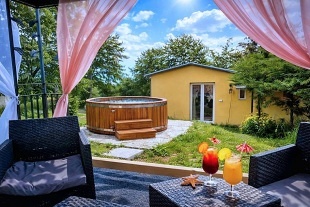 Chata s bazénem a wellness - Hradisko - Čechovice