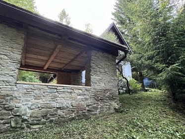 Chalupa samota - Bílé Karpaty - hrad Buchlov
