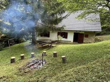 Chalupa samota - Bílé Karpaty - hrad Buchlov