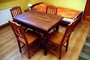 Jiho�esk� chalupa s baz�nem - Hrad Land�tejn