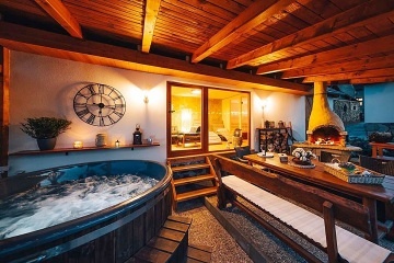 Chalupa bazén a wellness - Vysočina - Pernštejn