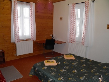 Chalupa Kru�n� hory - Ry�ovna - Ple�ivec