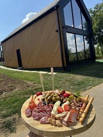 Chata a koupací sud - Hodonínsko - jižní Morava