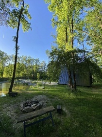 Továrna na splněné sny Rybaření Glamping