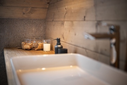 Roubenka wellness a koupací jezírko - Krkonoše