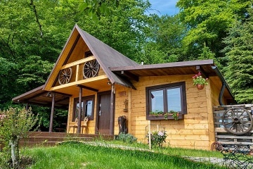 Chata a koupac� sud - glamping samota - Zl�nsko