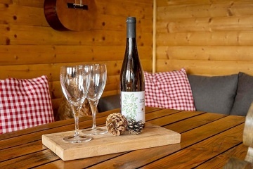 Chata a koupac� sud - glamping samota - Zl�nsko