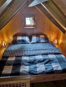 Glamping �esk� r�j - povolen� rybolov - hrad Pecka