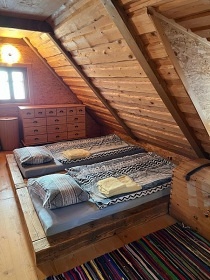 Chalupa s výhledem na údolí - Rokytnice nad Jizerou