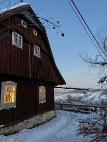Chalupa s výhledem na údolí - Rokytnice nad Jizerou