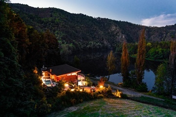 Srub u vody - Solenice - Kamýk nad Vltavou