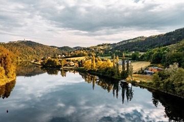 Srub u vody - Solenice - Kamýk nad Vltavou