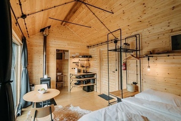 Plovoucí Chata na samotě - Glamping Brdy