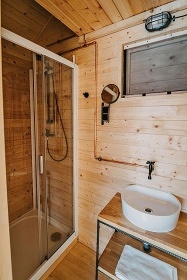 Plovoucí Chata na samotě - Glamping Brdy