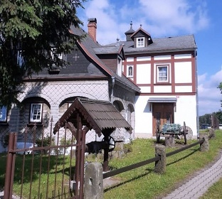 Chalupa s baz�nem - �esk� �v�carsko - Kr�sn� Buk