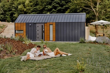 Glamping osada - chaty Hýskov - Křivoklát