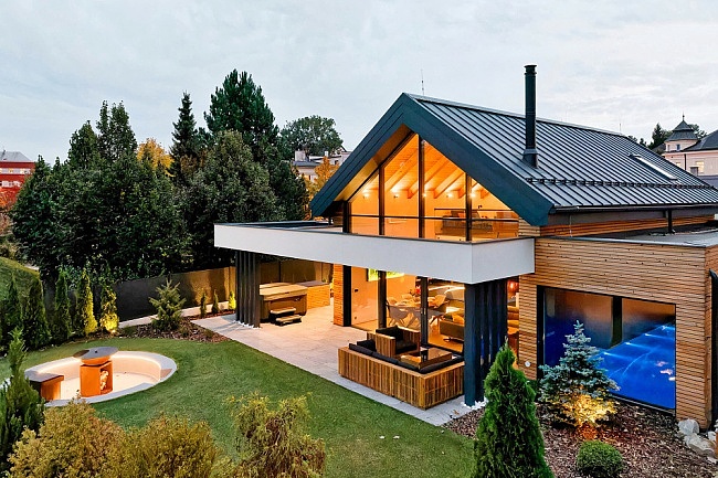 Luxusn wellness chata s baznem - elezn hory