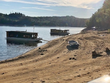 Hausbot Orlick� p�ehrada - Kam�k nad Vltavou
