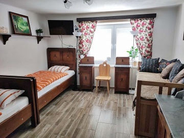 Chalupa s vinným sklípkem - Pálava - jižní Morava
