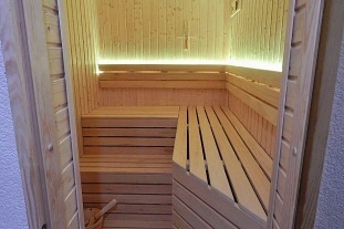 Chalupa bazn a sauna - hora Radho - Beskydy