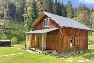 Wellness chata Samota - hrad Pleče - Hanušovice