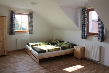 Chalupa s baznem - CHKO Plava - Nov Mlny