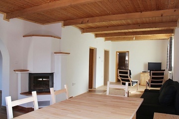 Chalupa s baznem - CHKO Plava - Nov Mlny