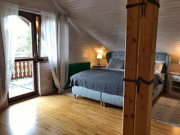 Chalupa s baznem - Rytsk stezka - Beskydy