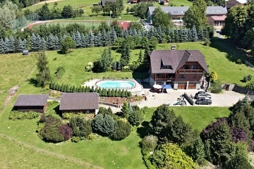 Chalupa s baznem - Rytsk stezka - Beskydy