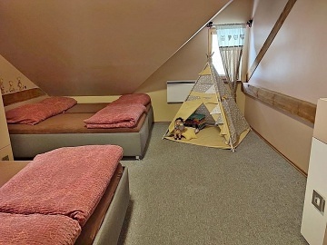 Rodinn chalupa - Bl Karpaty - Velk Lopenk