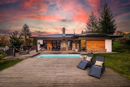 Chata bazn a koupac sud - ern Budy - Konopit