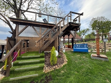 Statek Březina - apartmány - Jindřichův Hradec