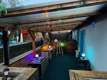 Statek Březina - apartmány - Jindřichův Hradec