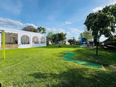 Statek Březina - apartmány - Jindřichův Hradec
