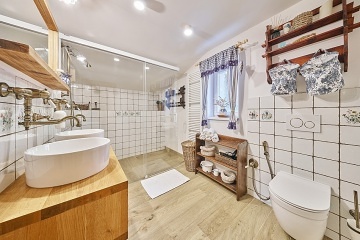 Roubenka sauna a kachlov kamna - Velk pa