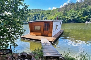 Nov� objekt: Hausbot Slapy - z�toka Mastn�k - hrad Ostrome�