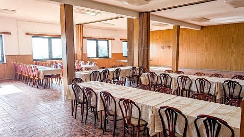 Chata Železné hory - hrad Lichnice - přehrada Seč