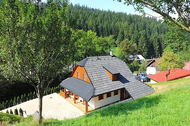 Chalupa s koupacím sudem - Beskydy - Javorníky